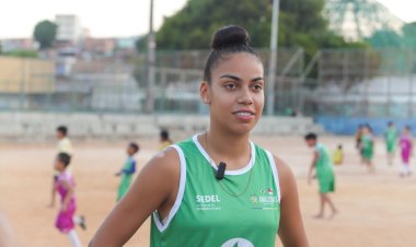 Jennyfer Matos, atleta do Pelci, é contratada pelo Palmeiras para competir na elite do futebol feminino do país