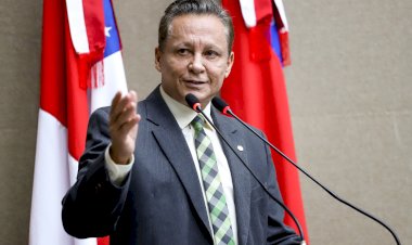 Deputado Adjuto Afonso receberá Medalha de Ouro Cidade de Manaus da Câmara Municipal