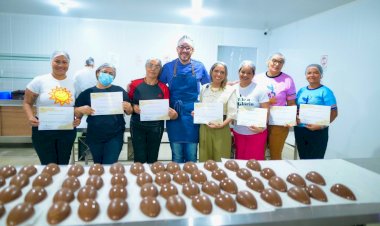 Páscoa Solidária: Mulheres aprendem a produzir ovos de chocolate em minicurso gratuito