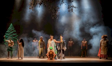 Sapo Tarô Bequê leva mitologia Tukano ao palco em turnê pela Amazônia