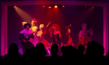 Mostra de teatro valoriza artistas locais com mais de 12 espetáculos e entrada gratuita