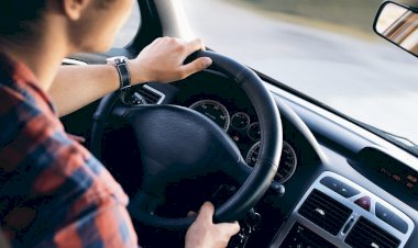 Motorista deve ser indenizado por falso positivo em exame toxicológico