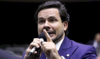 Capitão Alberto Neto endurece lei e fecha brecha que beneficiava pedófilos no sistema penal