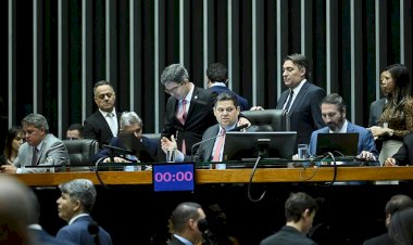 Congresso aprova LDO com superávit de R$ 34 bilhões em 2026