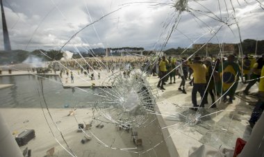 Por unanimidade, STF condena 5 PMs do DF a 16 anos de prisão pelo 8/1