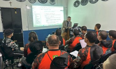 Polícia Militar do Amazonas qualifica policiais que conduzirão cães farejadores na detecção de substâncias