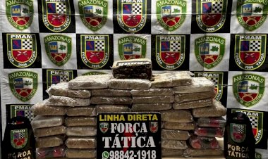 PMAM apreende mais de 40 tabletes de droga escondidos em carro transportado em caminhão cegonha