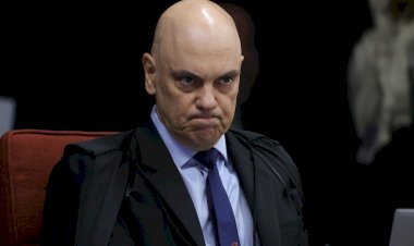 Moraes pede parecer da PGR sobre prisão domiciliar para Bolsonaro