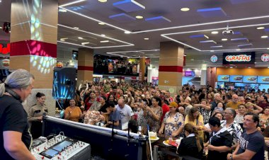 DJs Raidi Rebello e Márcio Lima animam véspera do Dia das Mães no Millennium Shopping