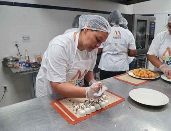 Formação empreendedora para mulheres refugiadas e migrantes abre inscrições gratuitas em Boa Vista (RR)