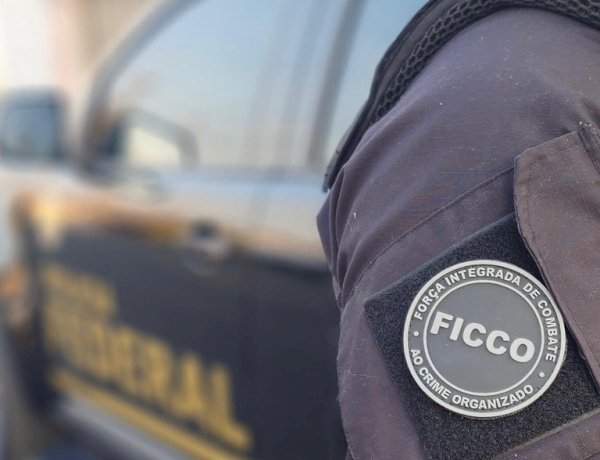 Operação policial atua contra núcleo financeiro de organização criminosa