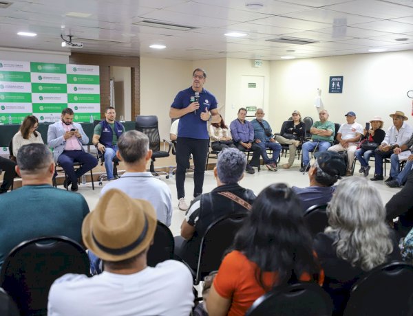 Defensoria reúne com 80 lideranças comunitárias para definir calendário de ações itinerantes no Amazonas