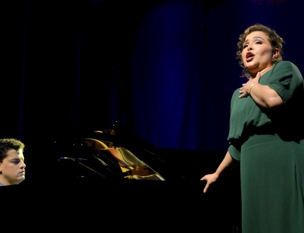 Recital gratuito no Icbeu aproxima público manauara da música lírica