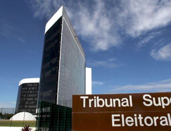 TSE tem maioria para cassar mandato do governador de Roraima