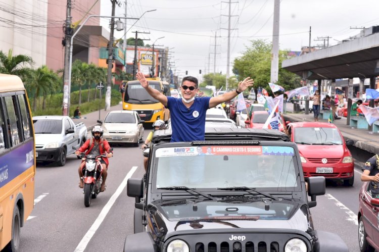 Maior carreata de David Almeida foi de apoiadores bolsonaristas e candidatos de Direita