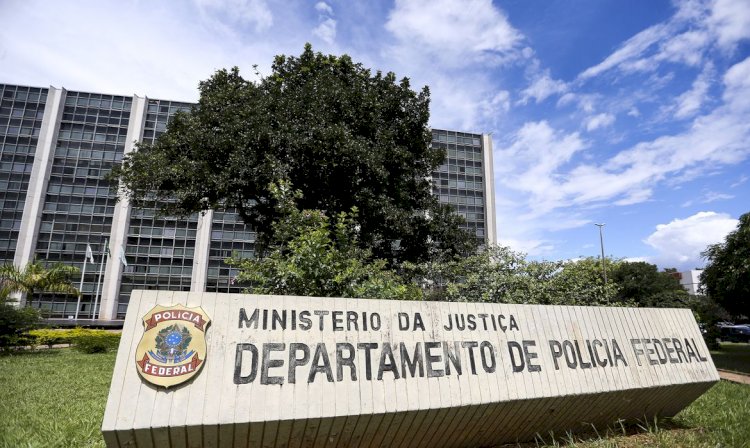 PF investiga grupo que fraudava auxílio emergencial