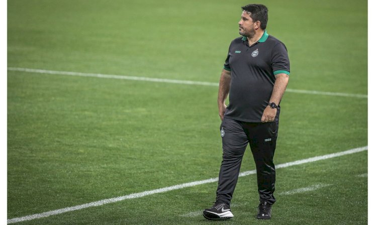 Botafogo demite técnico Ramón Díaz e anuncia volta de Eduardo Barroca