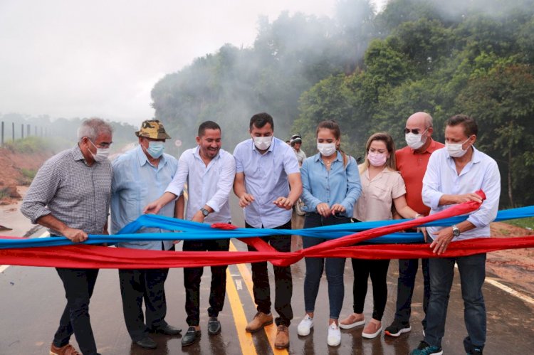 Em Guajará, Wilson Lima entrega asfaltamento do ramal Porto do Açaí