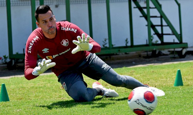 Goleiro Fábio chega ao Flu mirando a Libertadores: 