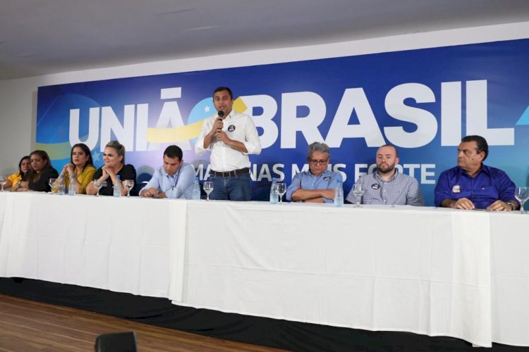 Wilson Lima e Pauderney Avelino apresentam pré-candidatos para a Câmara Federal