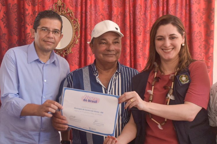 João Luiz participa da certificação de adesão do programa Mães do Brasil no Careiro da Várzea