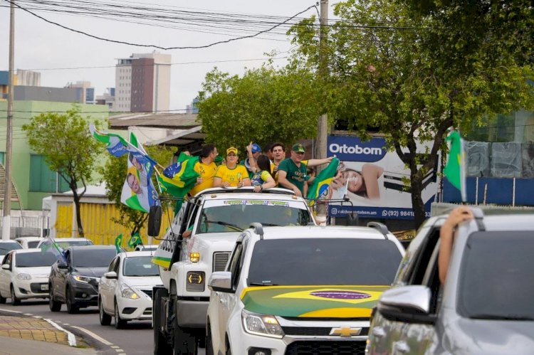 Virada Feminina do Amazonas apoia em carreata a reeleição do Bolsonaro