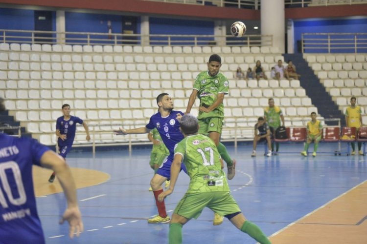 Abílio Nery e Mônaco JT se garantem na semifinal do Campeonato Futsal Ouro