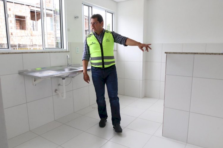 Inauguração do 1º Habitacional do Prosamin+, ampliação do Ilumina+ Amazonas e obras na Saúde são marcos dos 100 primeiros dias de Governo