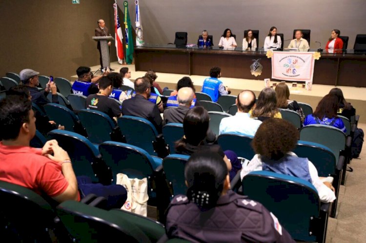 Governo do Amazonas atualiza plano voltado a migrantes, refugiados e combate ao tráfico humano