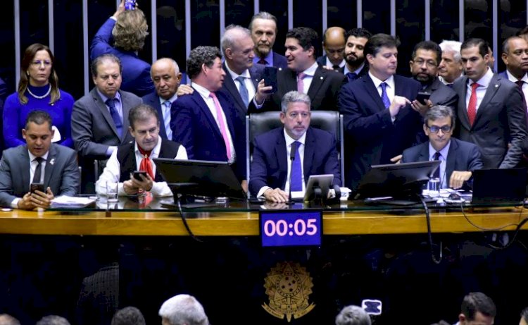 Câmara aprova PEC da reforma tributária