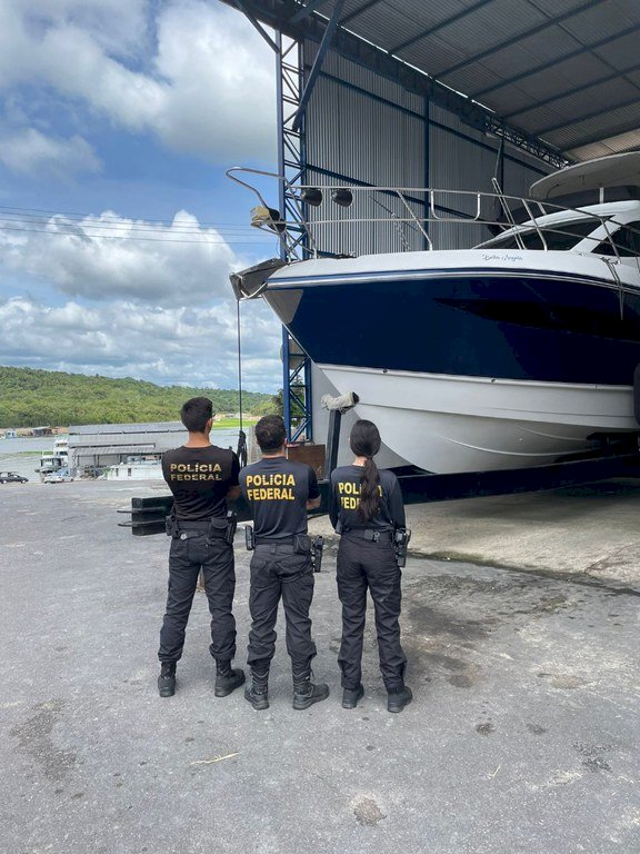 PF apreende iate de organização criminosa que atuava contra o Sistema Financeiro Nacional em Manaus