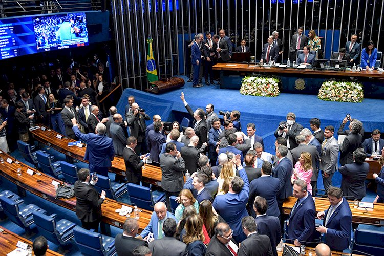 Senado retoma debate de PEC que pode privatizar praias