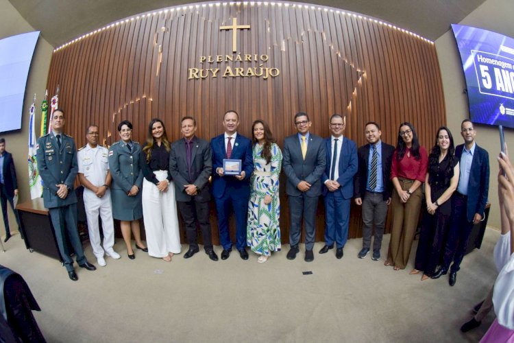 Aleam realiza Sessão Especial em homenagem aos cincos anos da Record Manaus, por iniciativa do deputado João Luiz