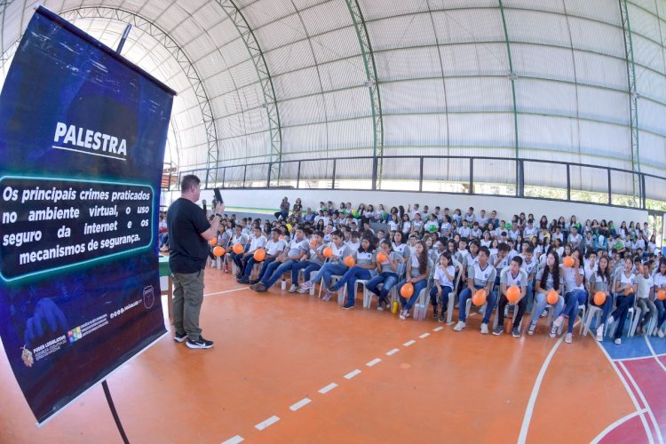 Comissão de Defesa das Crianças e Adolescentes da Aleam e Polícia Civil levam palestras do ‘Ei, Te Orienta!’ e crimes cibernéticos às escolas do Careiro Castanho