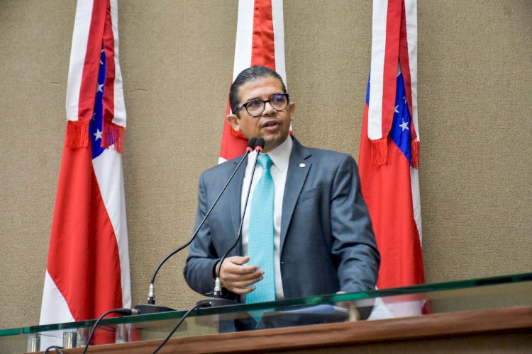 Deputado João Luiz propõe Anteprojeto de Lei que dispõe sobre a inclusão do símbolo de conscientização nos uniformes de alunos com TEA no Amazonas