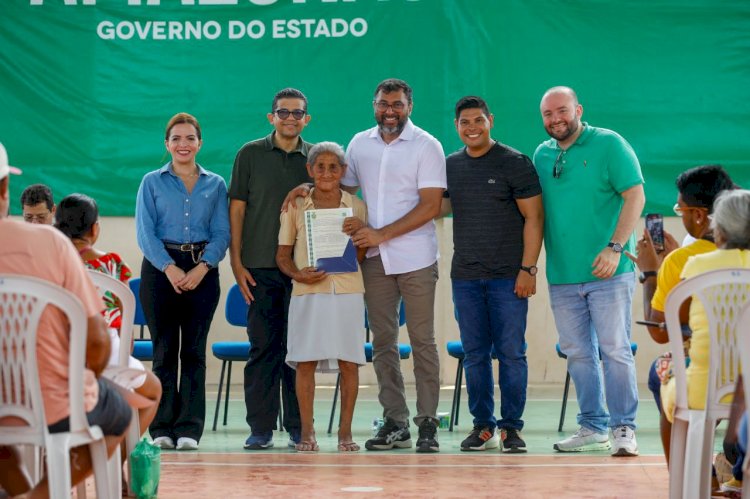 Governador Wilson Lima entrega títulos definitivos e destaca investimentos em infraestrutura para comunidades rurais de Parintins