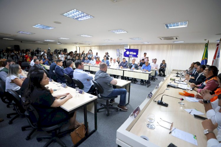 Governador Wilson Lima antecipa auxílio estadual para famílias atingidas pela estiagem