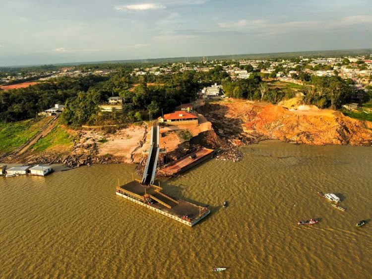 Governo do Amazonas envia equipes de salvamento para atuar em acidente no Porto de Manacapuru