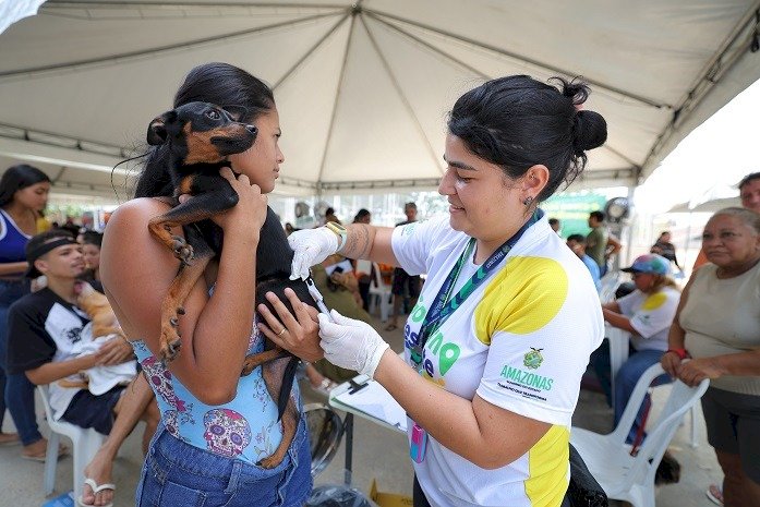 Governo Presente: Sema leva serviços de castração e vacinação para cães e gatos no Monte Horebe