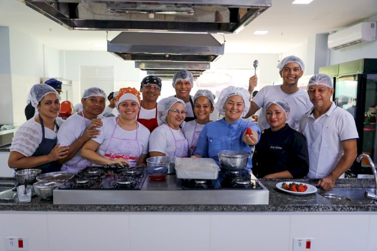 Governo do Amazonas já qualificou mais de 500 alunos para o mercado de trabalho com a Escola de Gastronomia Bernardo Ramos