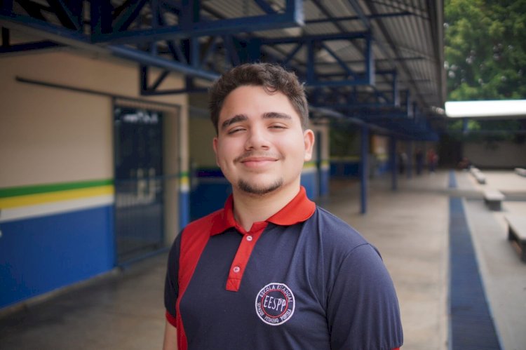 Aluno da escola estadual Petrônio Portella é selecionado para intercâmbio nos EUA a partir de iniciativa desenvolvida na unidade