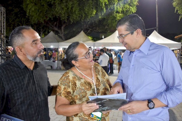 Deputado João Luiz leva ação do ‘Ei, Te Orienta’ ao 2º Fegam no Largo São Sebastião, em Manaus