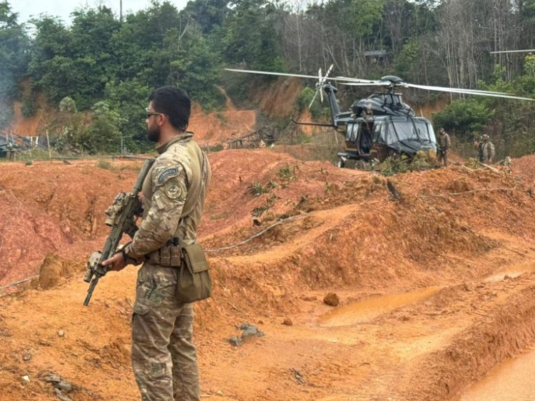 PF, em operação conjunta, inutiliza minas subterrâneas e resgata trabalhadores em condições análogas à escravidão no AM