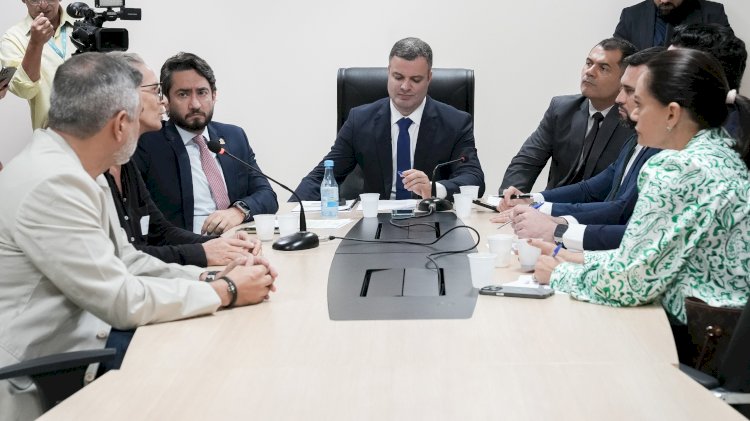 Câmara Municipal de Manaus debate situação jurídica das cooperativas de catadores de resíduos recicláveis