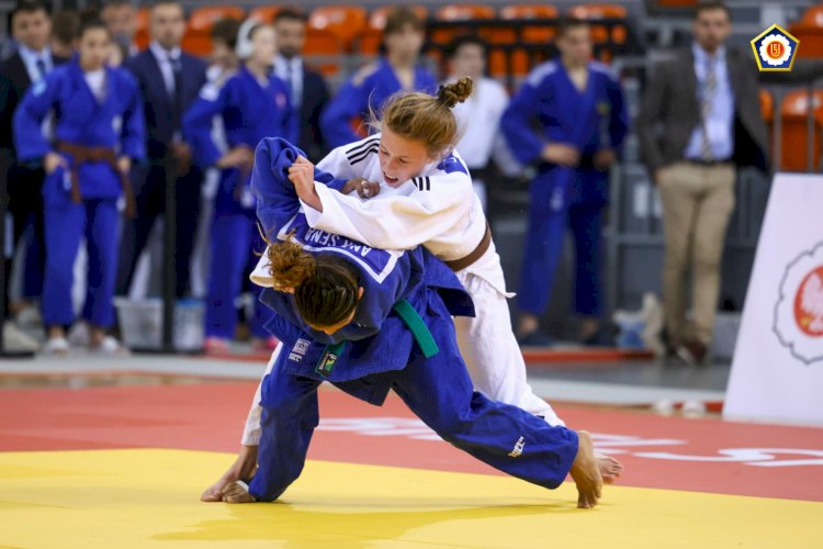 Amazonense Ana Paula Sena é bronze em competição internacional de judô na Polônia