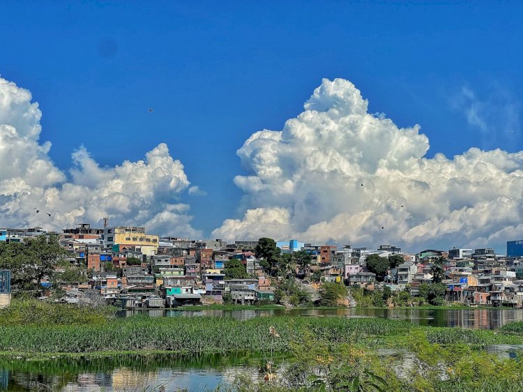 Favelas no Amazonas ganham destaque nacional com potência econômica de consumo