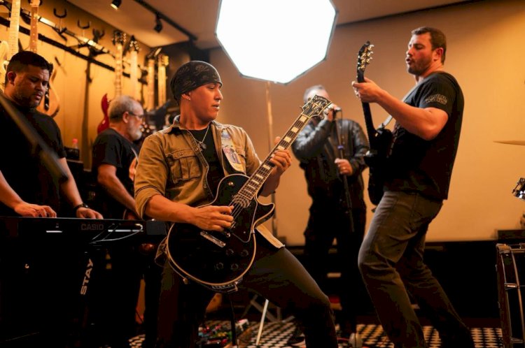 The Legion celebra o mês do rock com show exclusivo neste sábado (26)