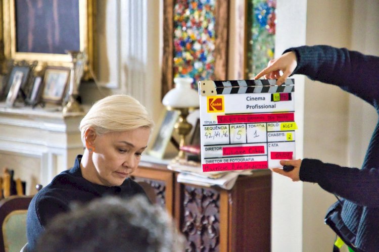 Gravações do filme 'Nós, que nos queremos tão pouco', com Julia Lemmertz, acontecem em Porto Alegre