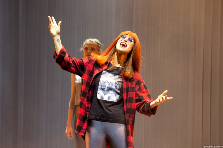 Espetáculo nacional “Rita Lee” e show com Garantido e Caprichoso acontecem gratuitamente neste fim de semana