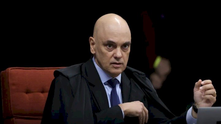 Moraes vota por manter delação premiada de Mauro Cid